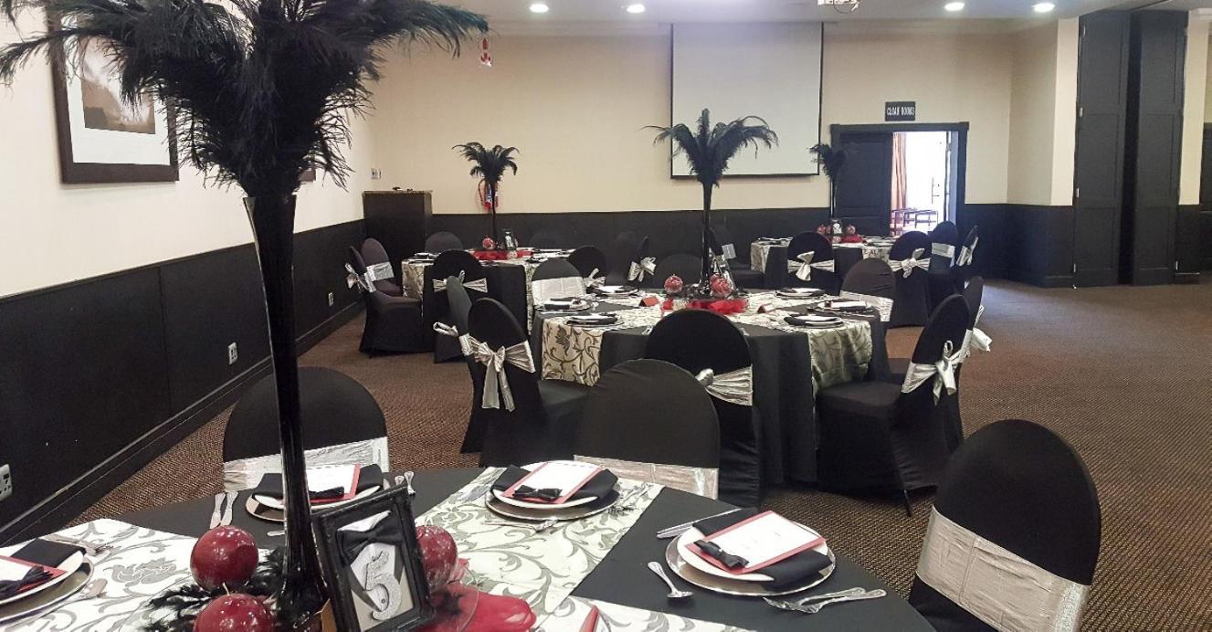 Safari Hotel & Convention Centre Рустенбург Екстериор снимка